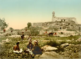 La iglesia cruzada de San Samuel (ahora una mezquita) en Neby Samwil, c.1880-1900